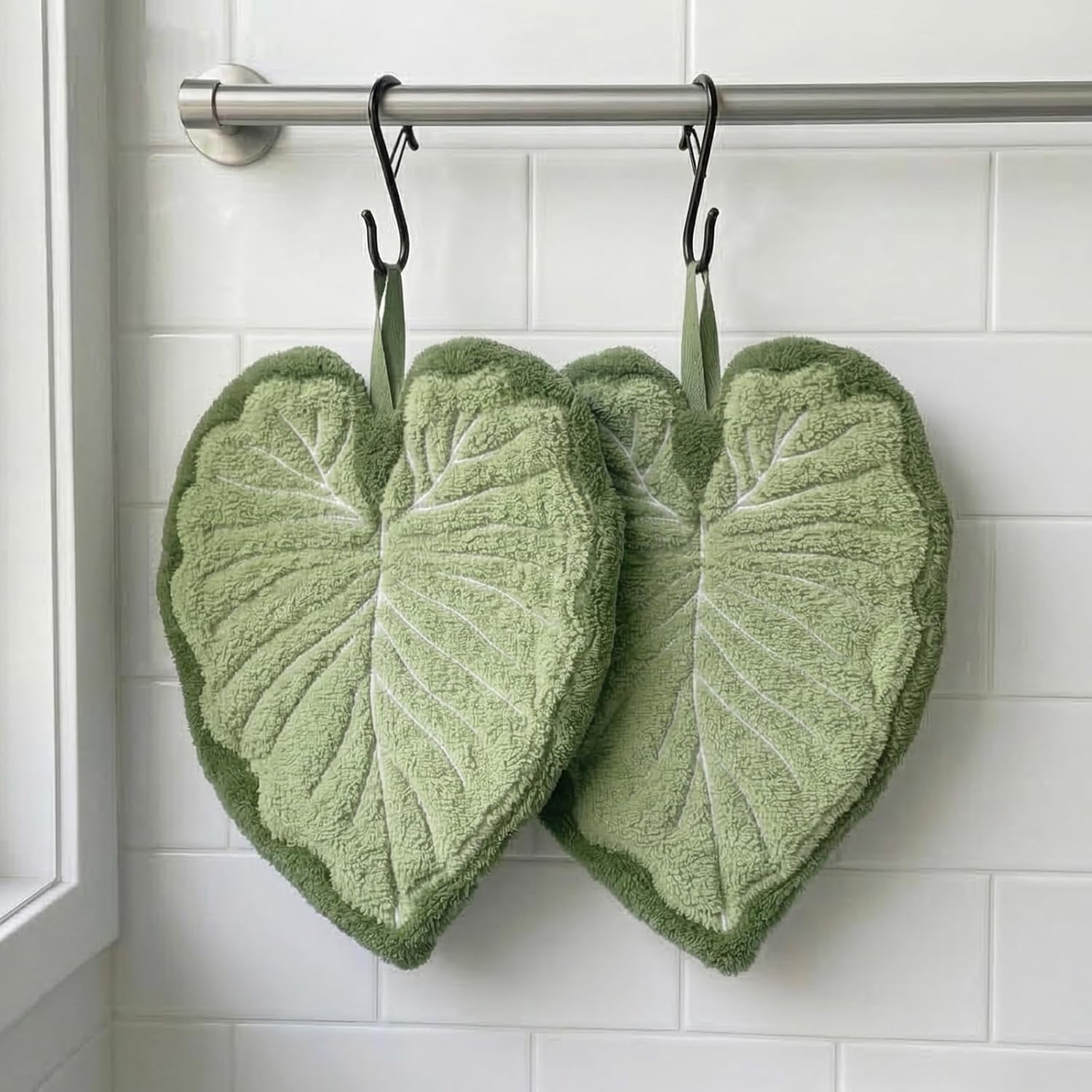 Sisher 2 Pack Leaf Hanging Situation — WeirdThingsToBuy weird find