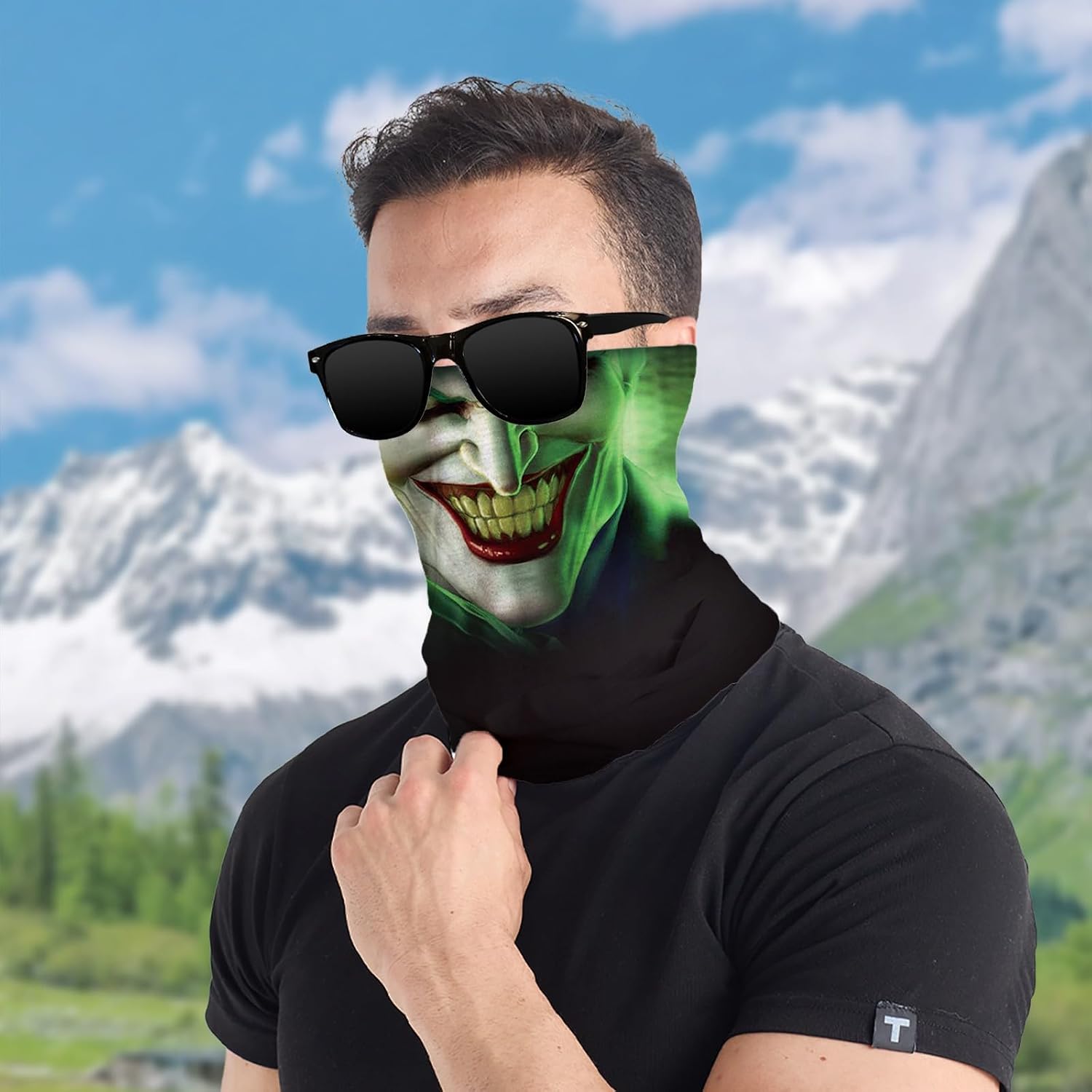 The Flame Skull Neck Gaiter Windproof — WeirdThingsToBuy weird find