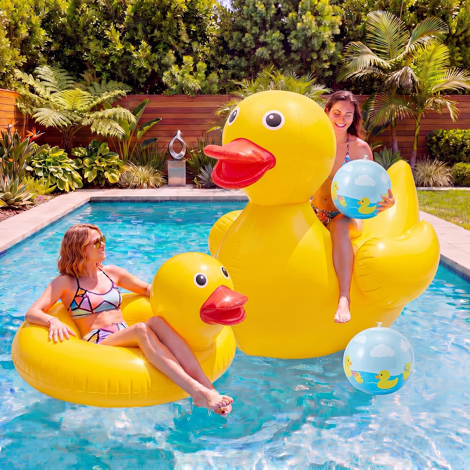 The Hungdao 4 Giant Inflatable Duck — WeirdThingsToBuy weird find