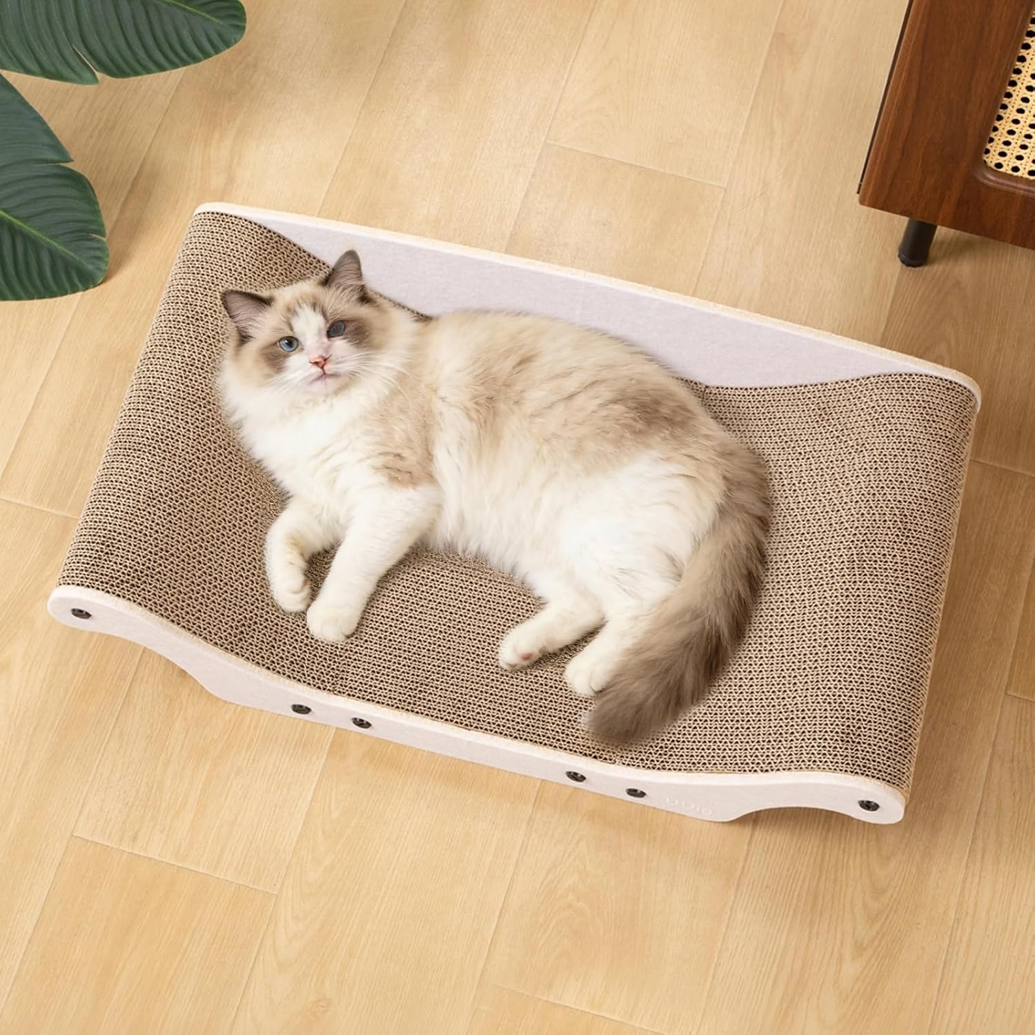 The Uuig Cat Scratcher Bed 25 — WeirdThingsToBuy weird find