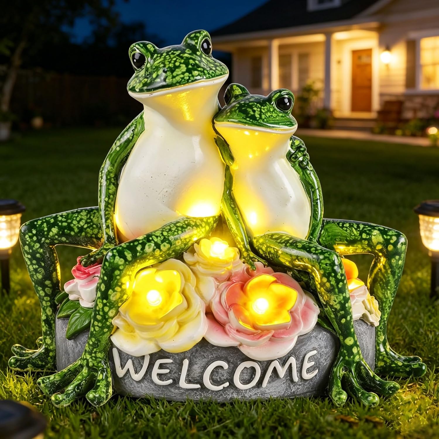 Yhsolar Solar Frog Garden Statues Situation — WeirdThingsToBuy weird find